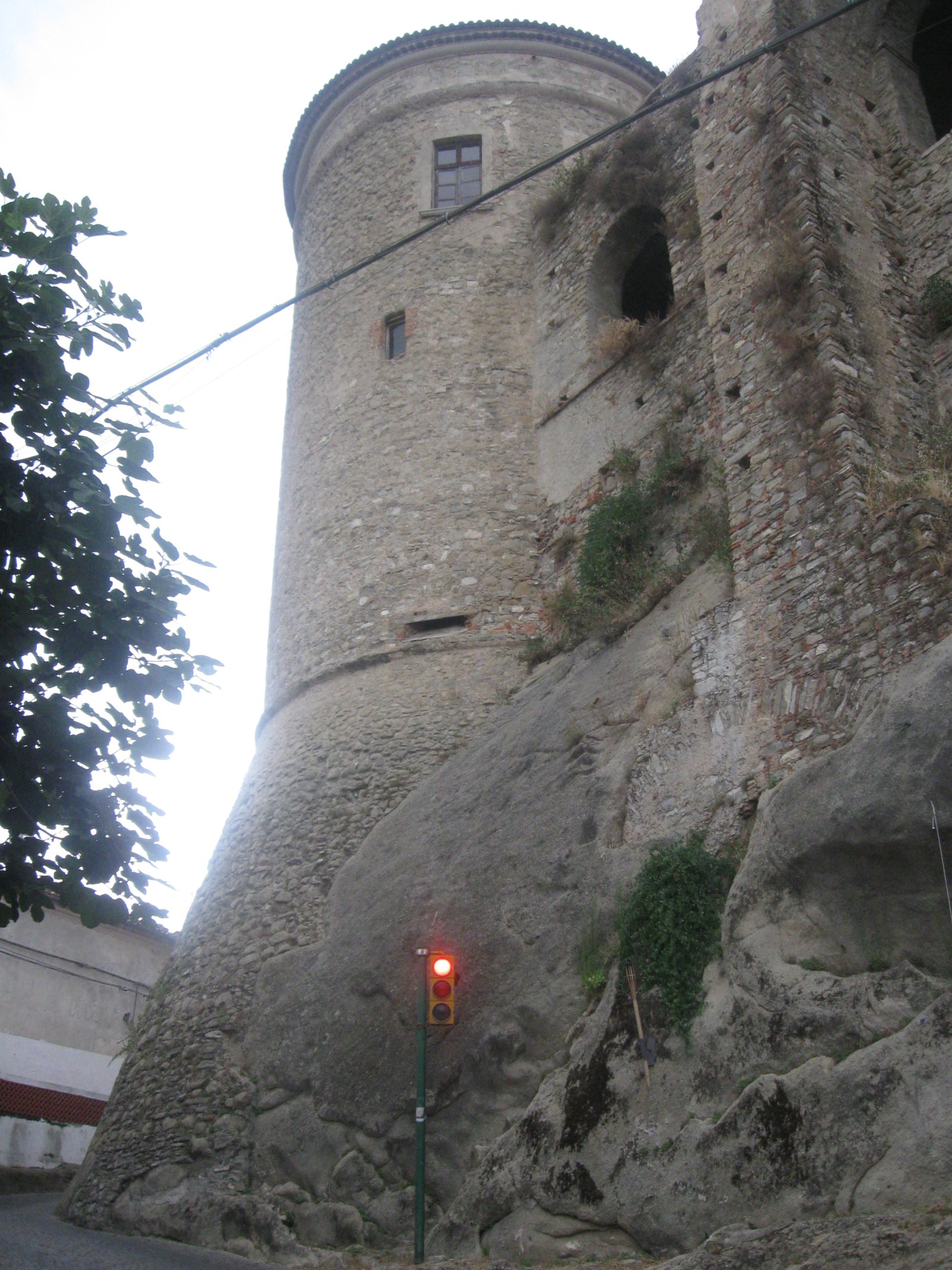 El Castillo de Oriolo - Oriolo | Secret World Trip Planner