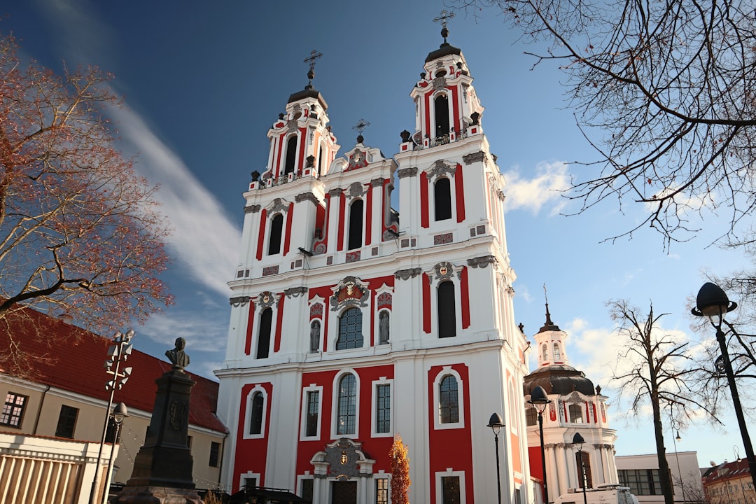 Vilnius: Püha Vaimu Õigeusu Kirik - Vilnius | Secret World Trip Planner