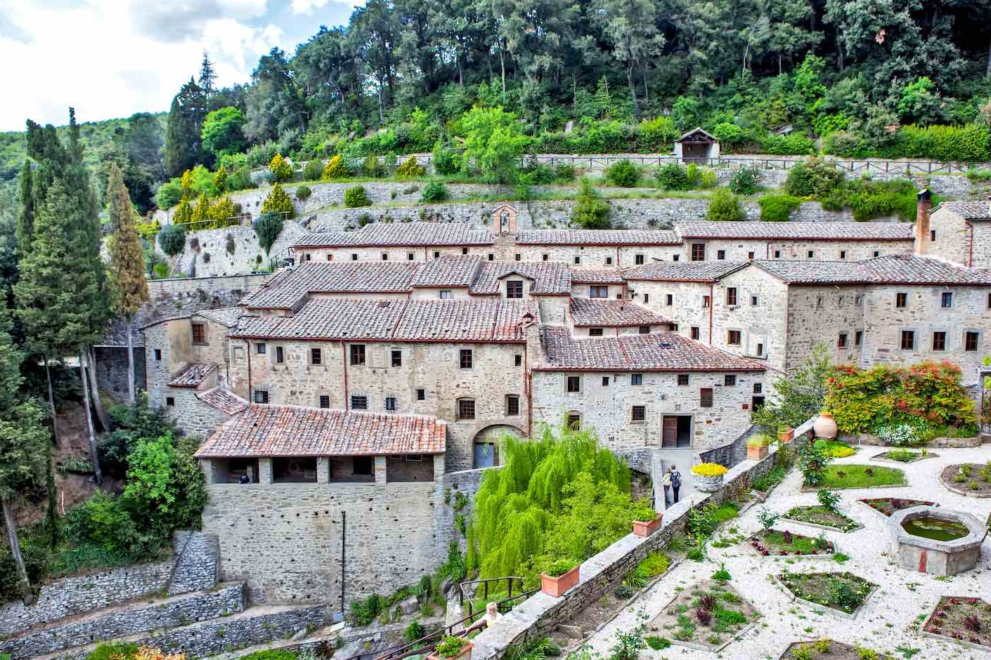 Manastiri i qelive - Torreone, Cortona | Secret World Trip Planner