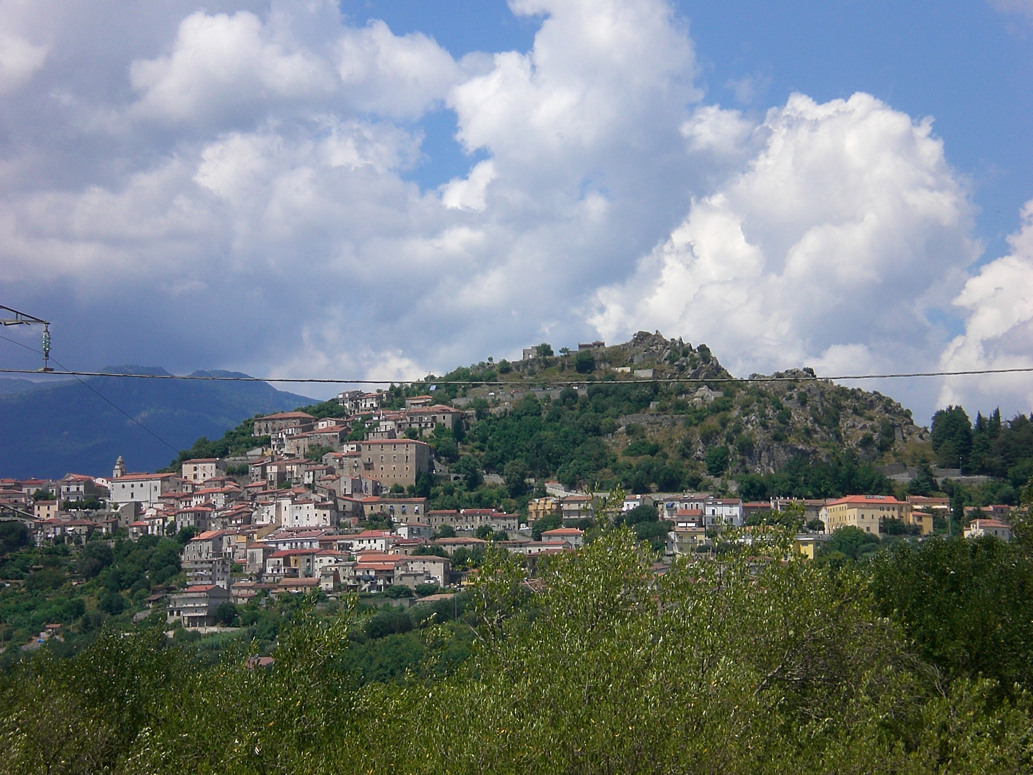 Rókagliorosa - Roccagloriosa | Secret World Trip Planner