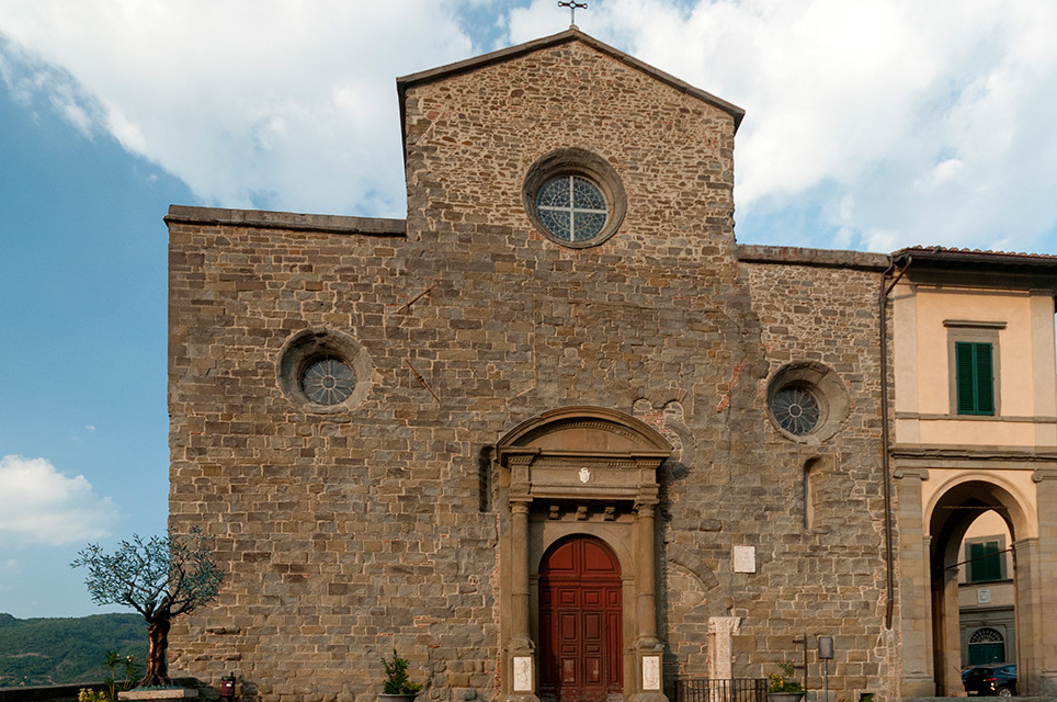 Kortonas katedrāle paceļas uz apgabalu, kas datēts ar etrusku Kori / Romu - Cortona | Secret World Trip Planner