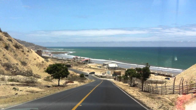 Santa Marianita Beach — Manta