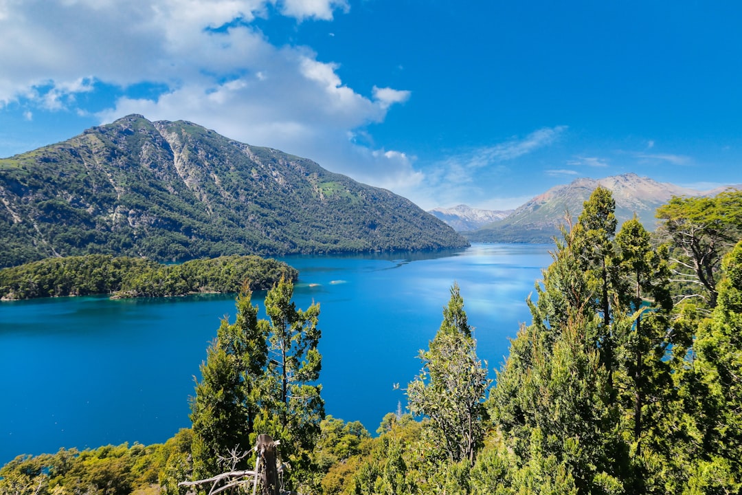 San Carlos de Bariloche:  Lago Mascardi - Mascardi Lake | Secret World Trip Planner