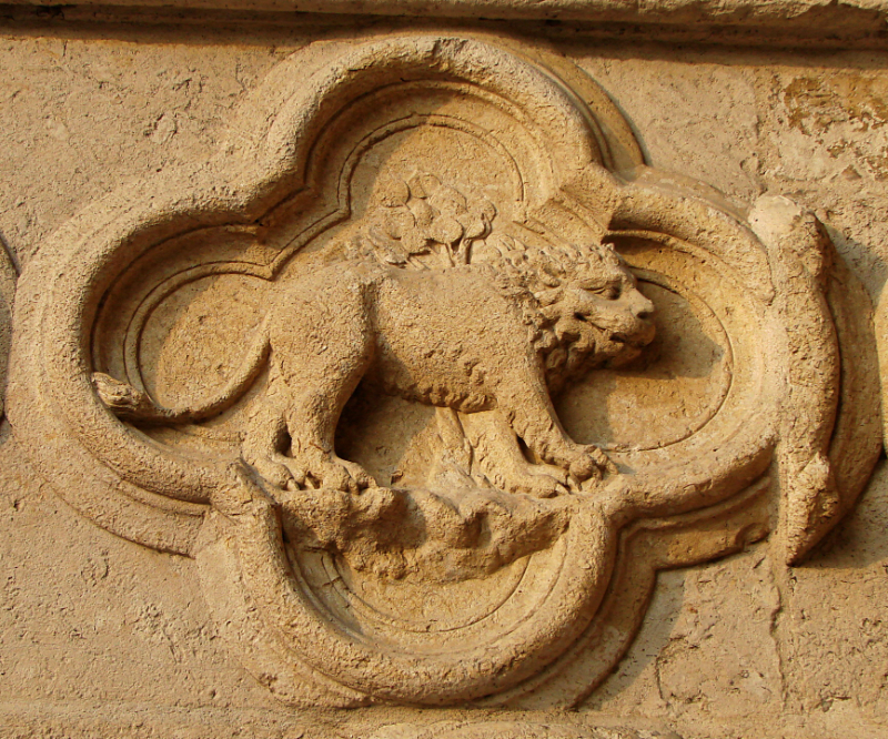 Segni zodiacali nella cattedrale di Amiens - Amiens | Secret World Trip Planner