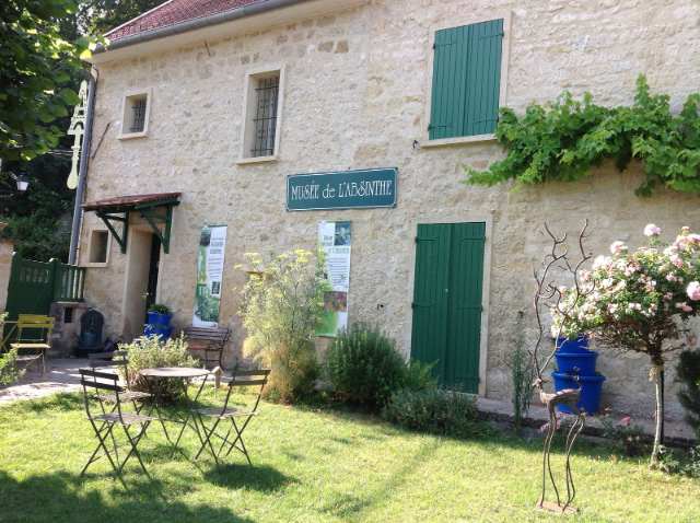 Musée de l'Absinthe - Auvers-sur-Oise | Secret World Trip Planner