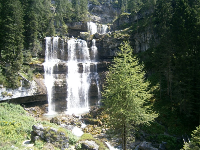 Cascades de la Vallesinella - Madonna di Campiglio | Secret World Trip Planner