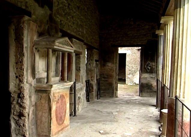 Rumah Amorini Dorati  - Via Dei Vesuvio | Secret World Trip Planner
