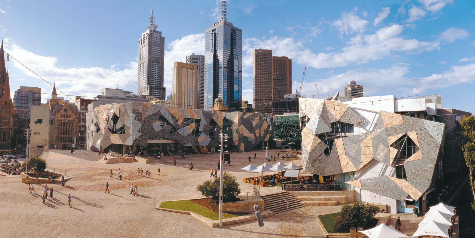 Plaza de la Federación - Melbourne | Secret World Trip Planner