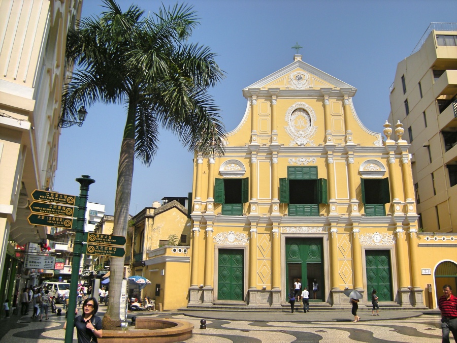 Iglesia de Santo Domingo - Tv. de São Domingos & Largo de São Domingos | Secret World Trip Planner