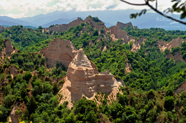 Pyramides de grès de Melnik - Sandanski | Secret World Trip Planner
