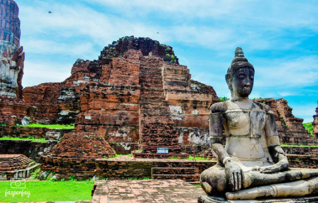 Le temple de la grande relique, - Amphoe Phra Nakhon Si Ayutthaya | Secret World Trip Planner
