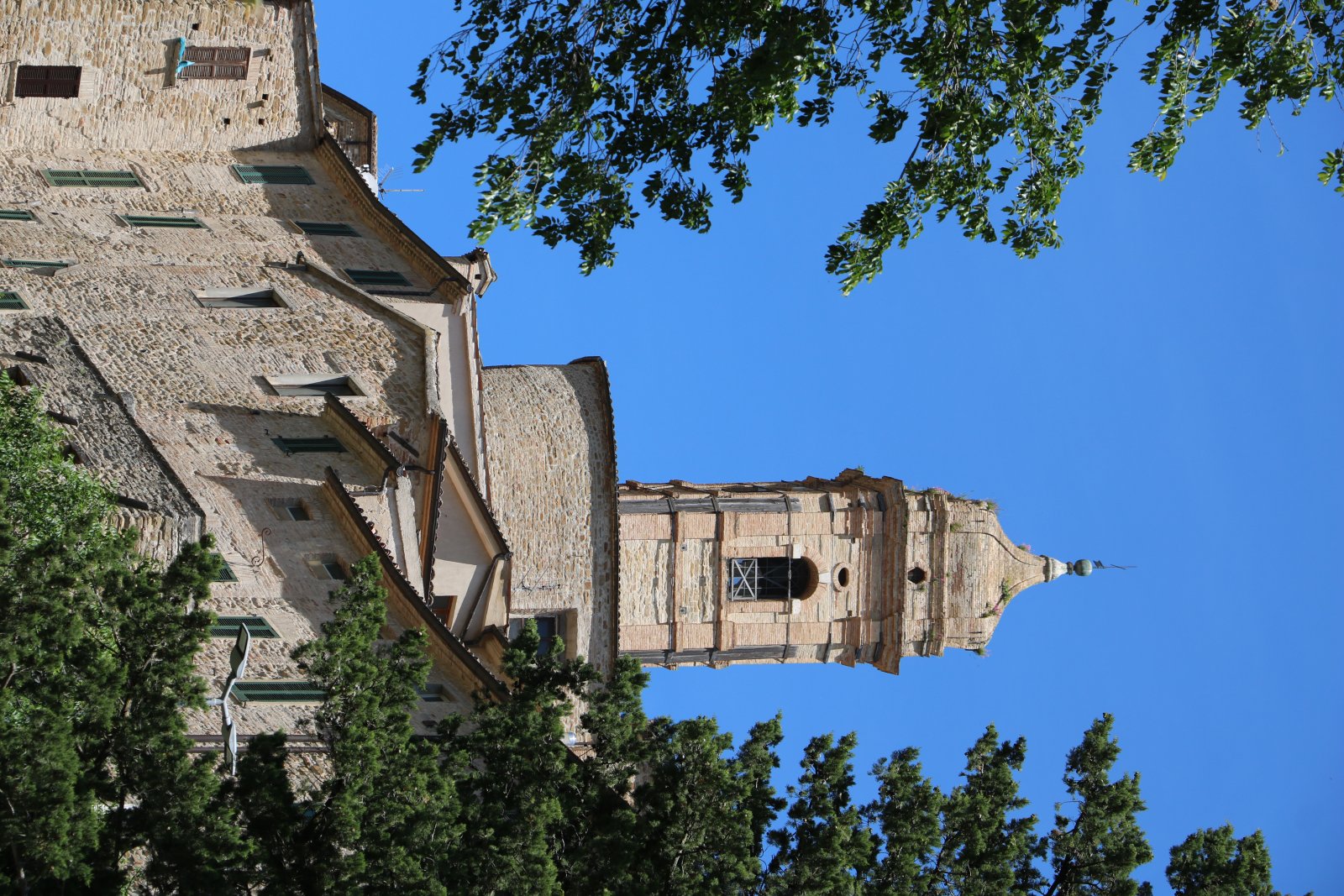 Santa Lucia cherkovi - Serra San Quirico | Secret World Trip Planner