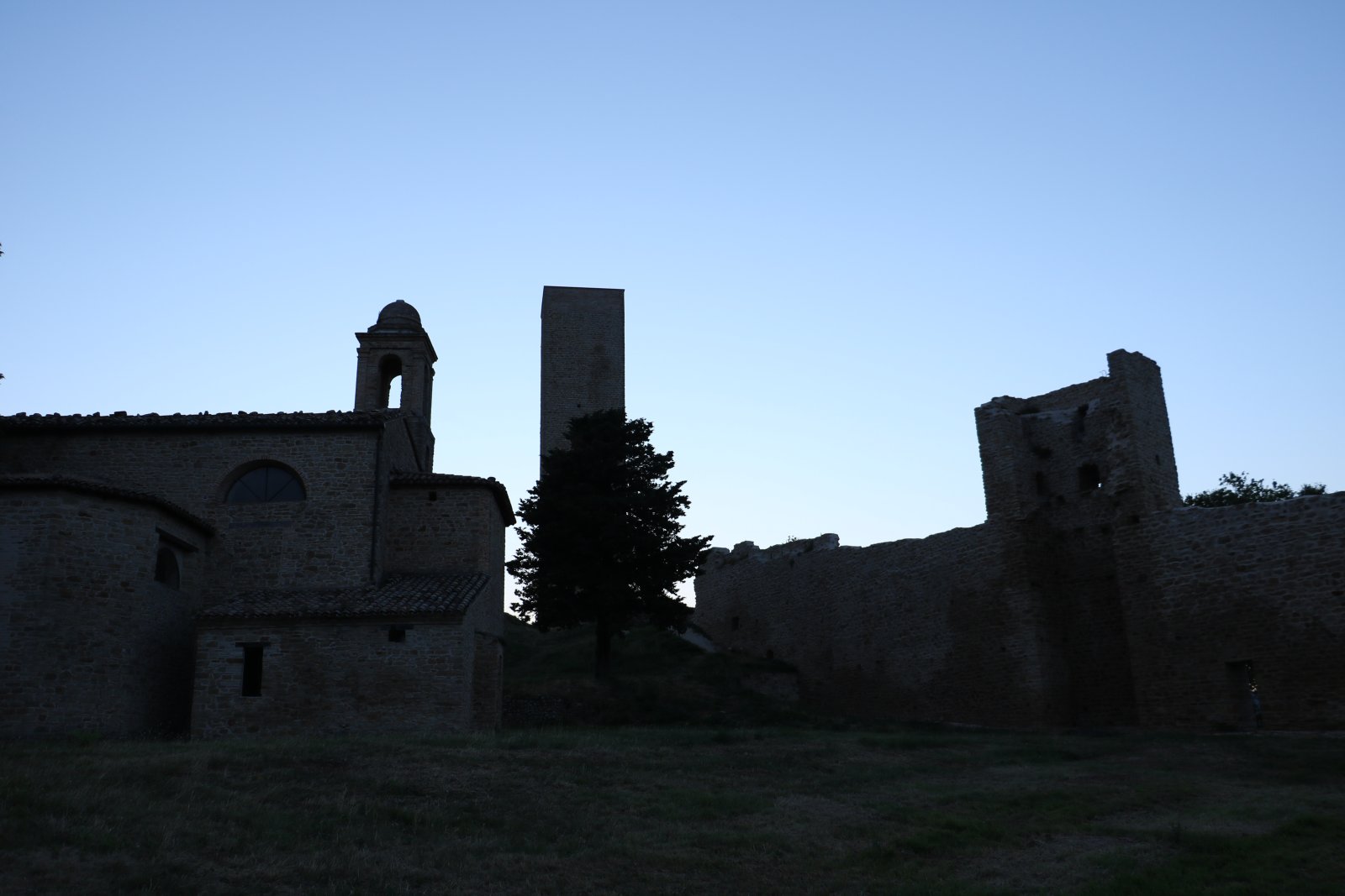 Il Castello di Pitino - Pitino | Secret World Trip Planner