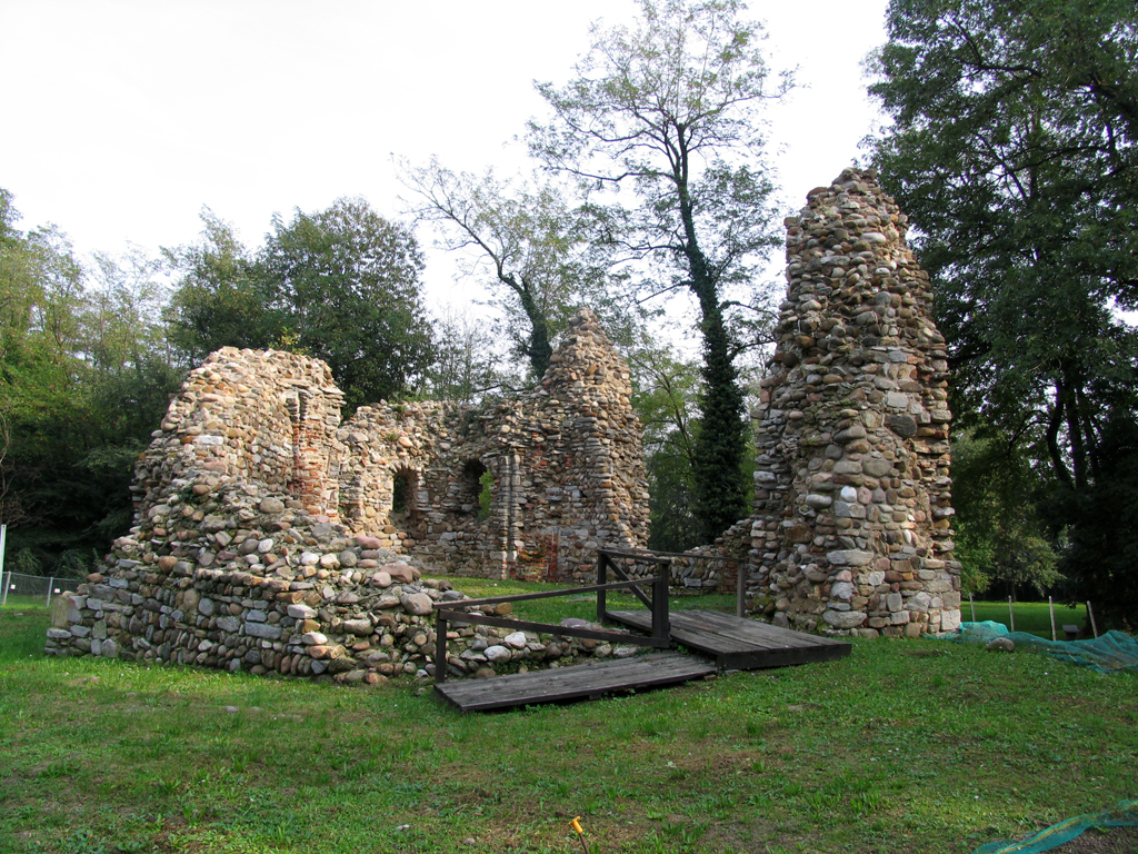 Parco Archeologico di Castel Seprio - Castelseprio | Secret World Trip Planner