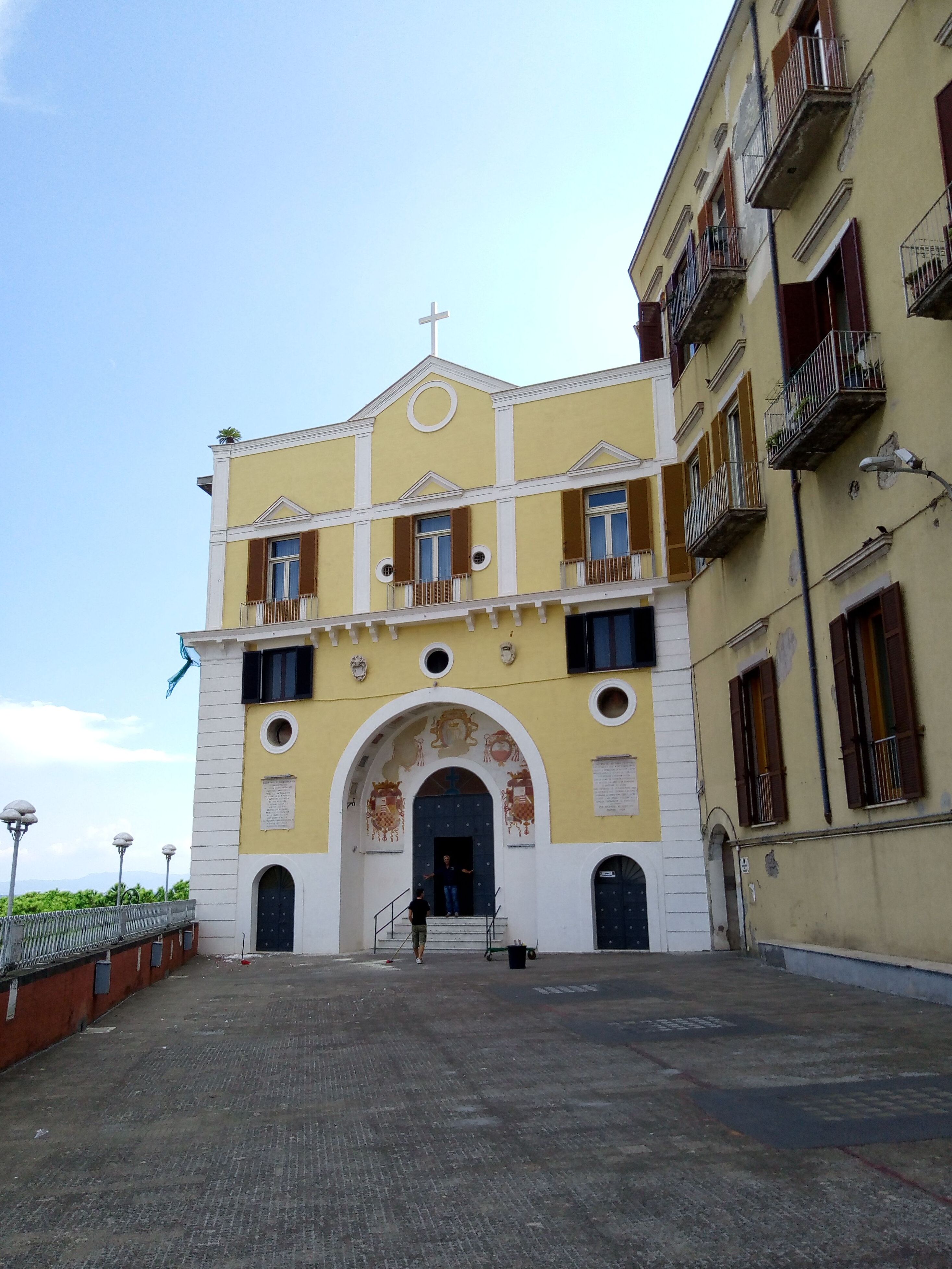 ຕົ້/ສາດສະໜາຈັກຂອງເປັ Parto - Napoli | Secret World Trip Planner