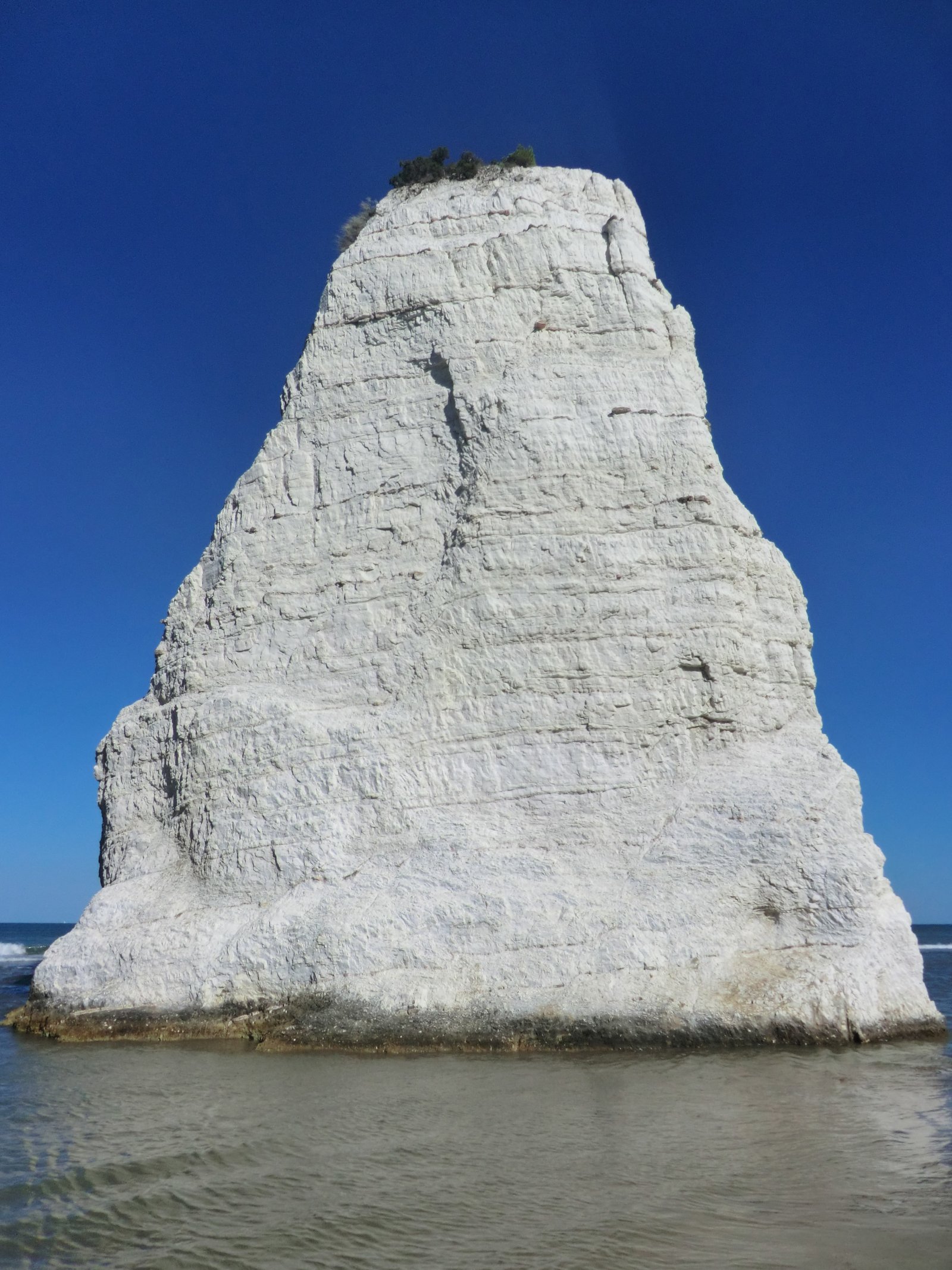 Pizzomunno, las pilas de Vieste - Pizzomunno | Secret World Trip Planner