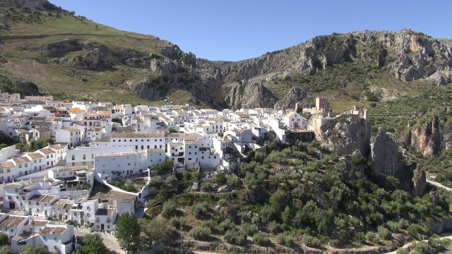Il Villaggio di Zuheros - Zuheros | Secret World Trip Planner