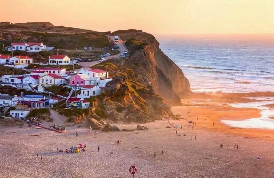 Monte Clérigo is, perhaps, one of the most picturesque villages in all of Portugal. I - Aljezur | Secret World Trip Planner