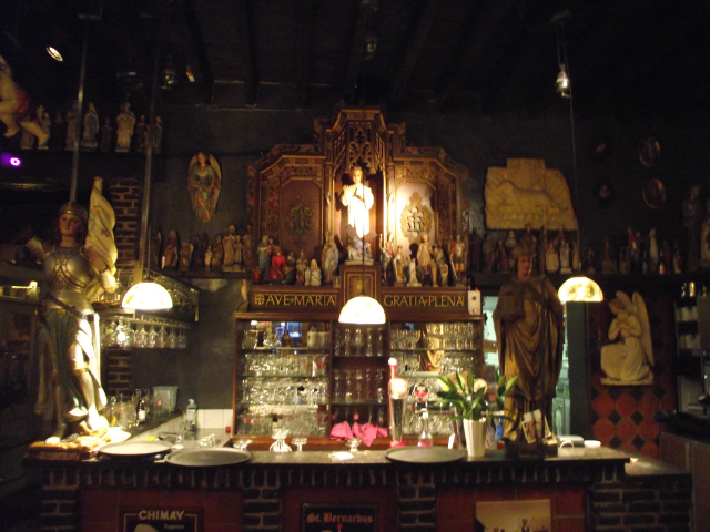 The Elfde Gebod ແລະຄໍາສັ່ງທີ 11 - Antwerpen | Secret World Trip Planner