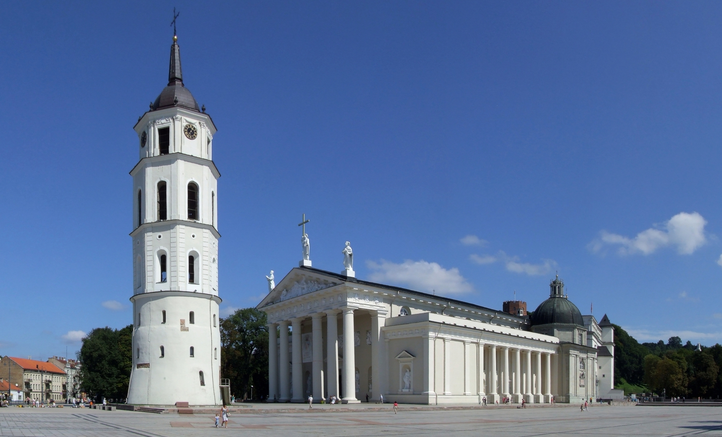 Vilniuse Katedraal - Vilnius | Secret World Trip Planner