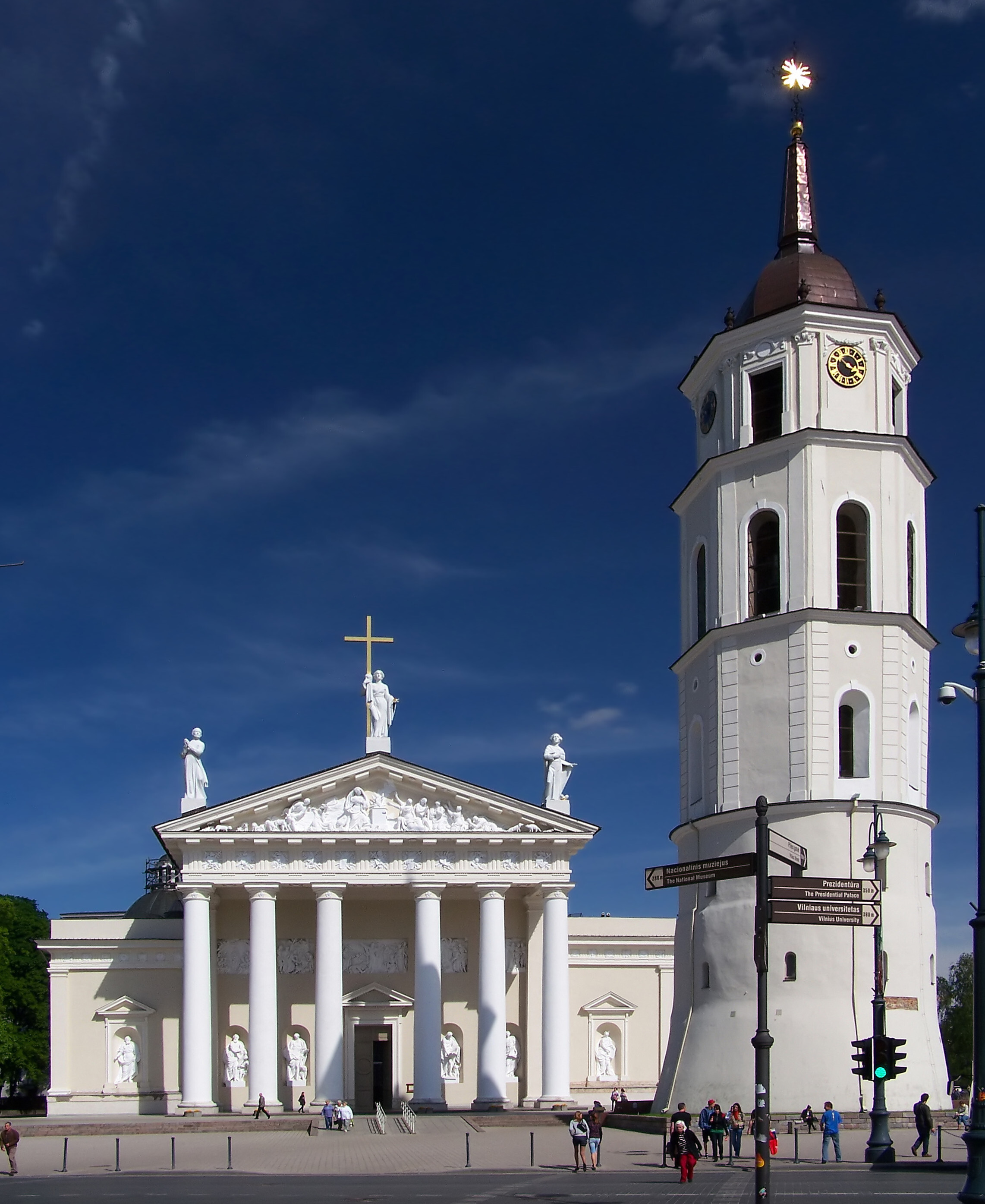 Vilniuse Katedraal - Vilnius | Secret World Trip Planner