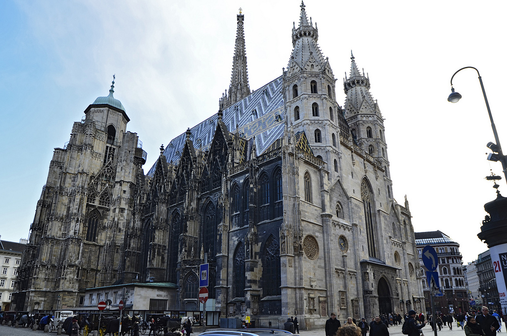 सेंट स्टीफन कैथेड्रल - Wien | Secret World Trip Planner