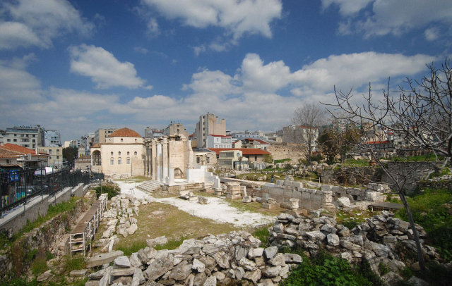 Hadrian's Library - Athina | Secret World Trip Planner