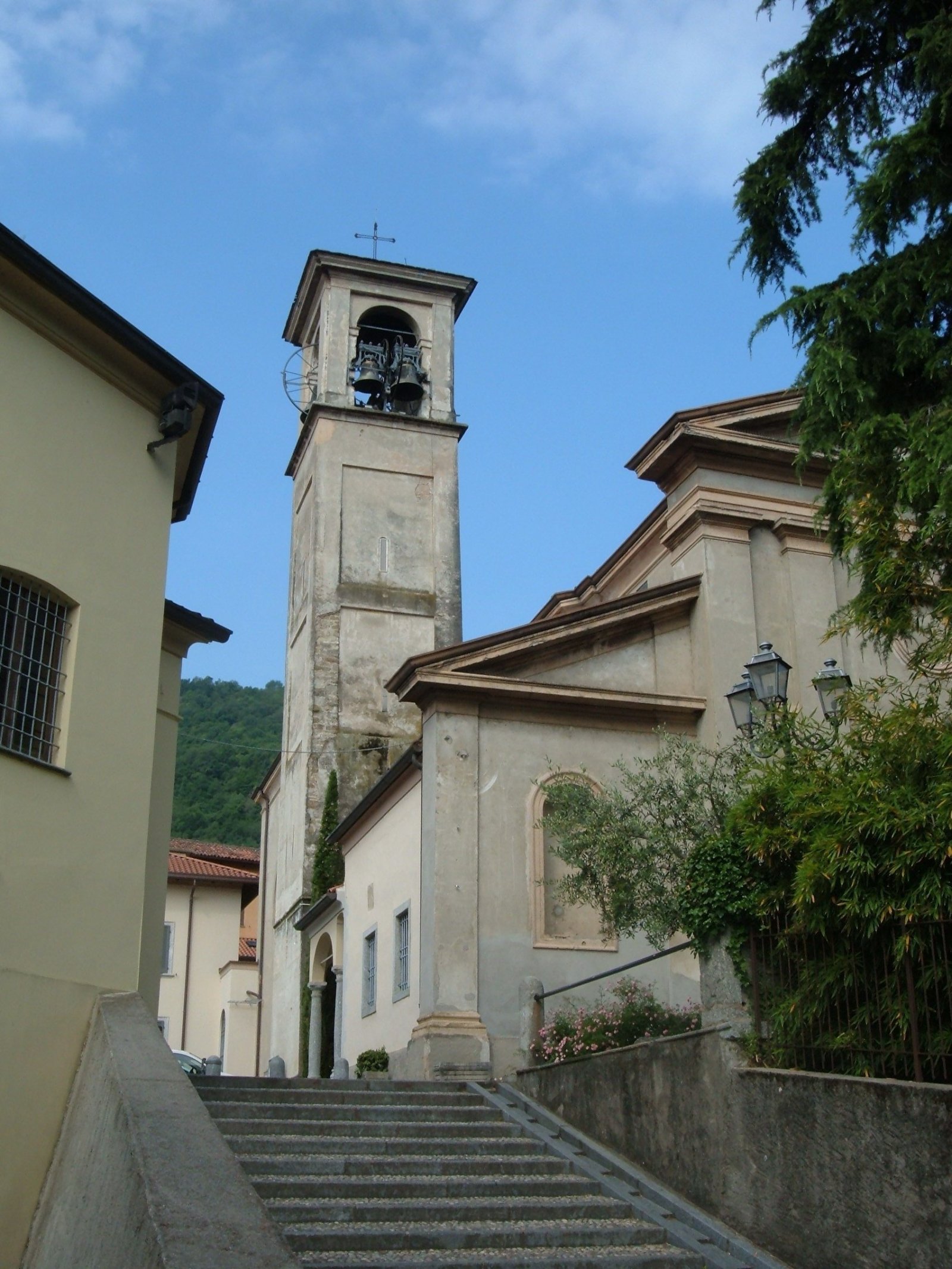 Iglesia de San Esteban - Garlate | Secret World Trip Planner