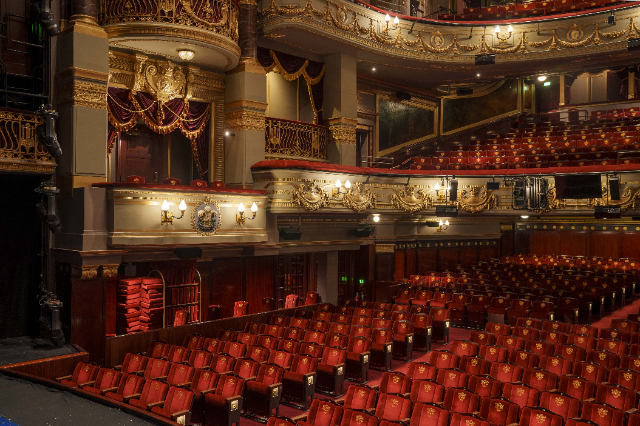 Teatro Royal Drury Lane - Catherine St | Secret World Trip Planner