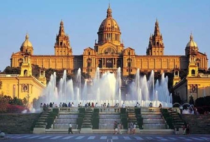 نافورة مونتجويك السحرية - Barcelona | Secret World Trip Planner