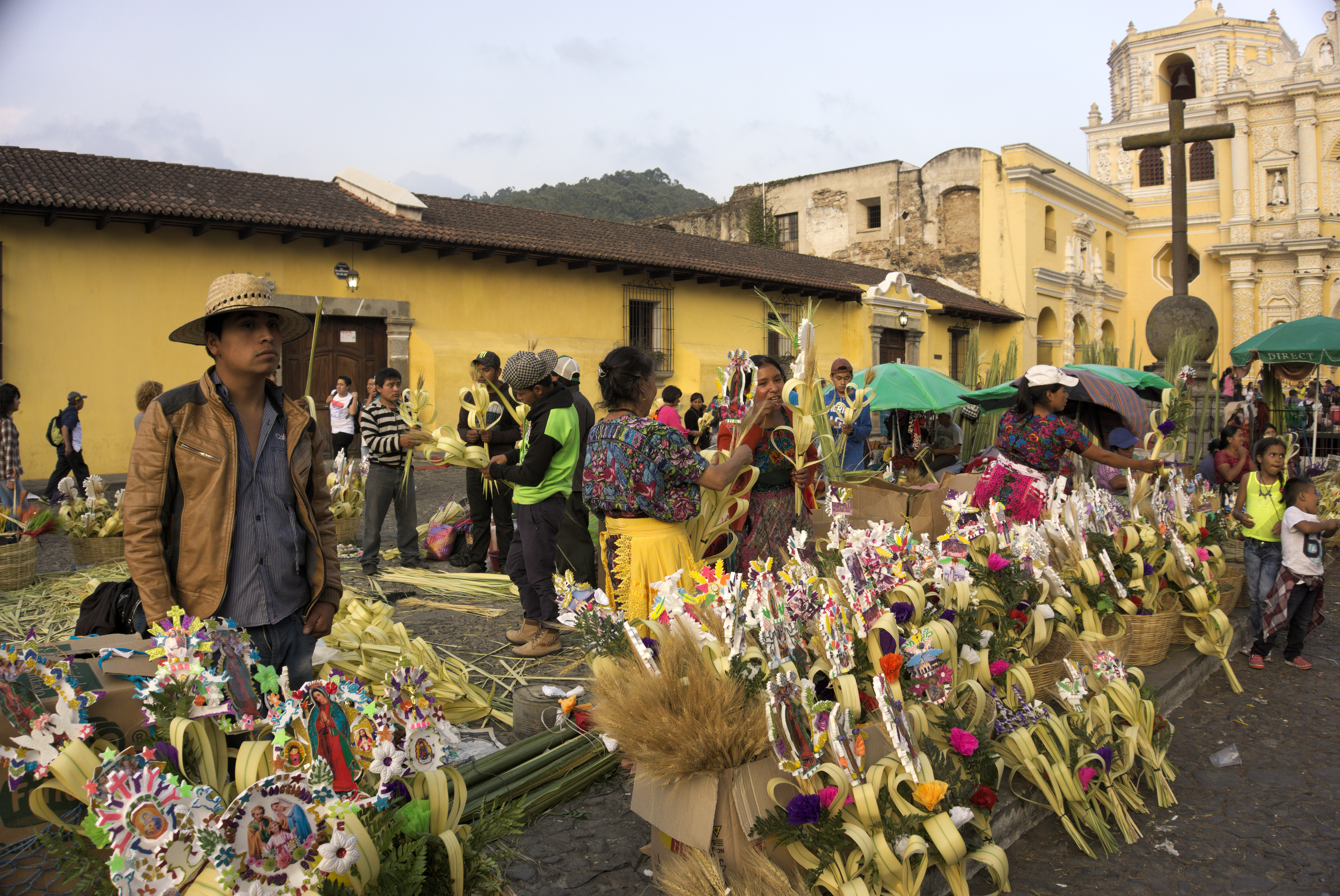 Antigua:Iglesia y Convento de Nuestra Señora de la Merced - Antigua Guatemala | Secret World Trip Planner
