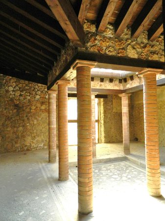 Dom Menanderov - Pompei | Secret World Trip Planner
