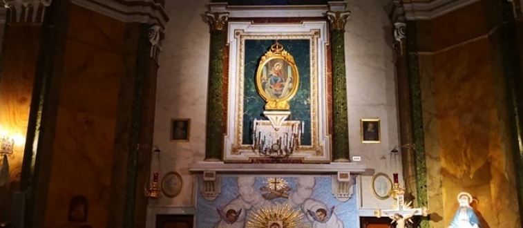 Basílica Pontifícia de San Gennaro - Napoli | Secret World Trip Planner