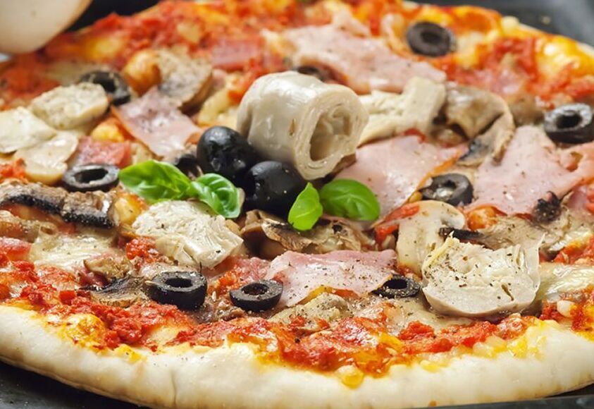Muhasta Pica - Pizzeria Starita a Materdei | Secret World Trip Planner