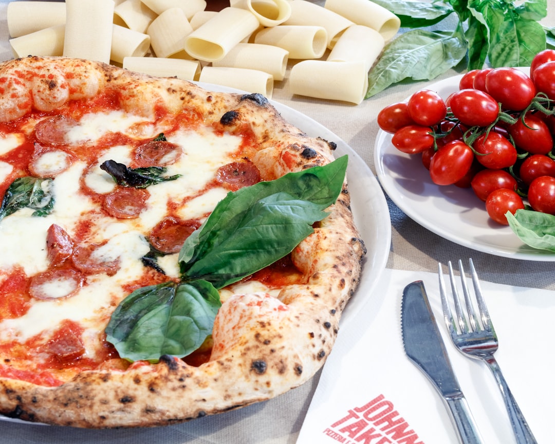 Romà Pizza - Roma | Secret World Trip Planner