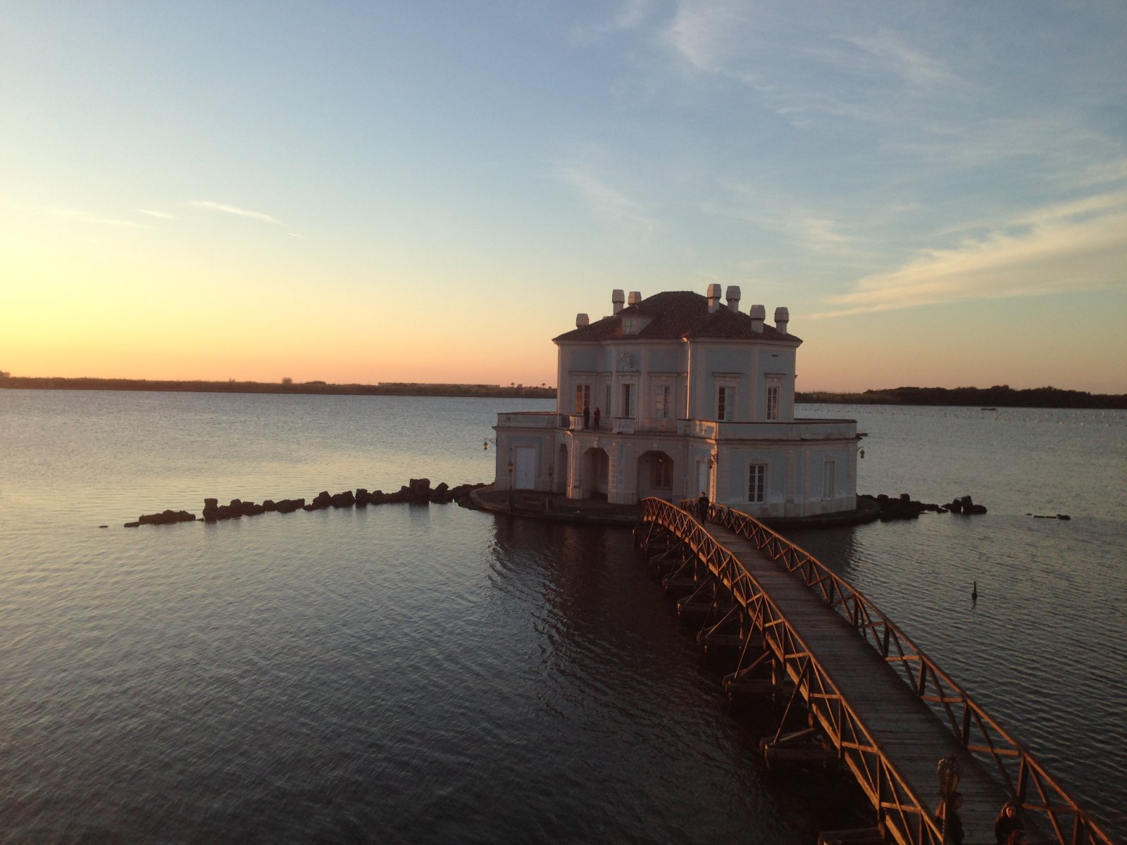 ການສຶ Fusaro ແລະສວຍງາ Casina Vanvitelliana - Lago Fusaro | Secret World Trip Planner