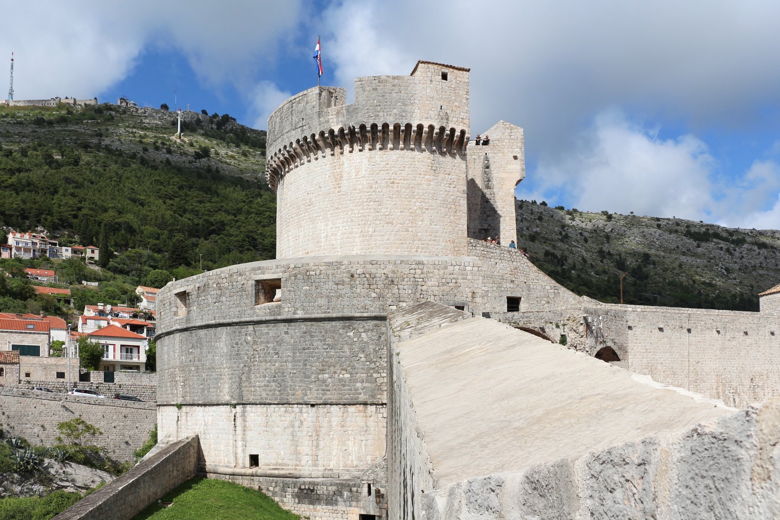 Minčeta La Torre y la Misteriosa Casa del Eterno - Dubrovnik | Secret World Trip Planner