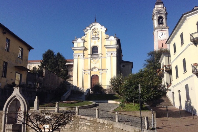 Arona | Chiesa dei Santi Martiri (o di San Graziano) - Arona | Secret World Trip Planner