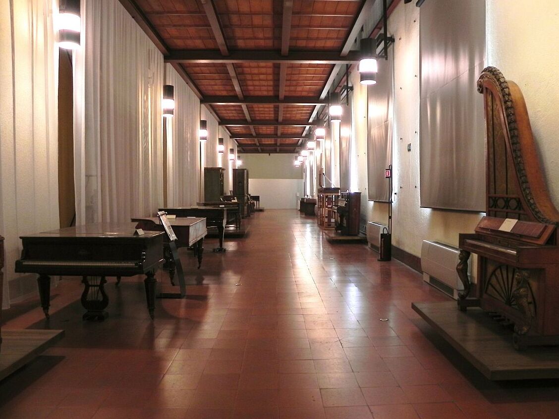 Muzej glasbil v Milanu - Milano | Secret World Trip Planner