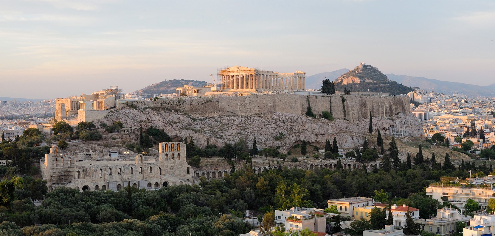  Parthénon — Atene