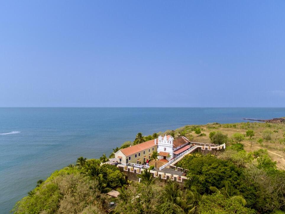 Goa | Tirakol : Fort on the Cliffs - Tiracol | Secret World Trip Planner
