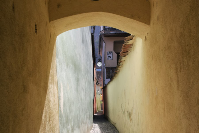 Calle Sforii - Brașov | Secret World Trip Planner