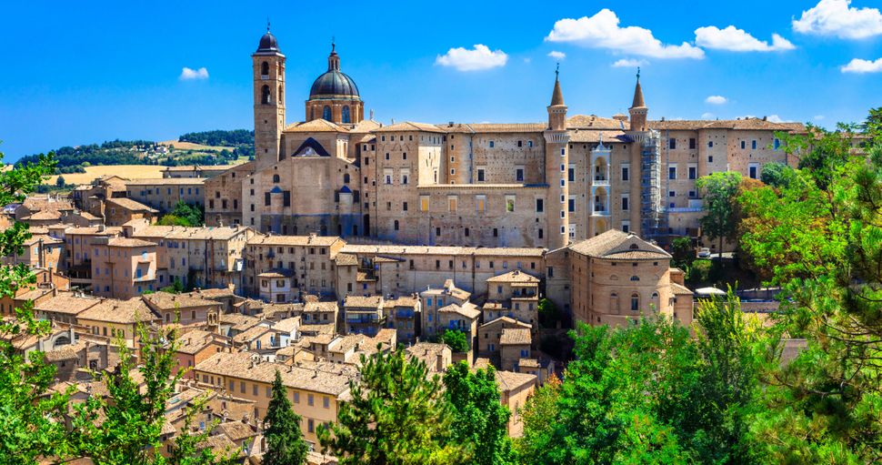 Урбіно, батьківщина Рафаеля - Urbino PU | Secret World Trip Planner