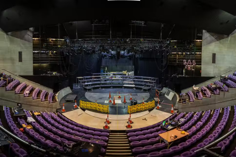 Il Teatro Nazionale - Upper Ground | Secret World Trip Planner