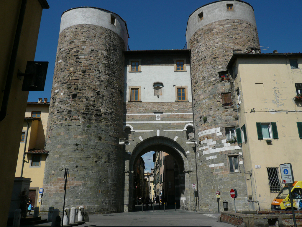 Lucca သည် နံရံများတွင် ရတနာတစ်ခုဖြစ်သည်။ - Lucca LU | Secret World Trip Planner