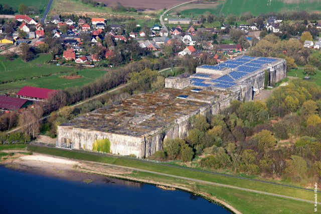 Denkort Bunker Valentin — Bremen