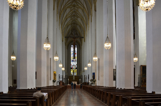 Katedralen St. Mary - München | Secret World Trip Planner