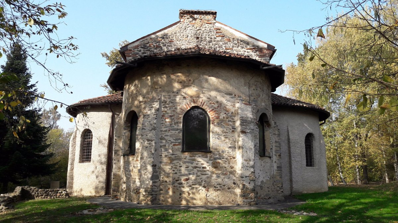 מחוץ לשערי Chiesa di Santa Maria - 1513 | Secret World Trip Planner