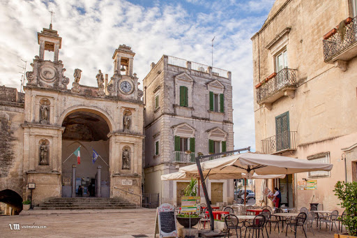 塞迪尔广场：马特拉的起居室 - Matera | Secret World Trip Planner