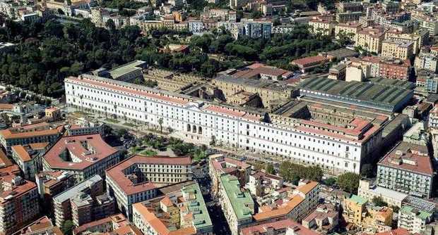 Hoteli i vërtetë i të varfërve - Napoli | Secret World Trip Planner